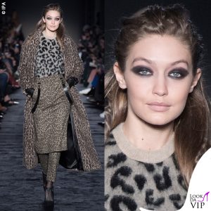 Gigi Hadid sfila per Max Mara FW 18-19