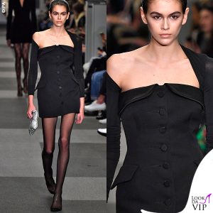 Kaia Gerber sfila per Alexander Wang FW 18-19