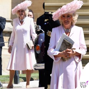 abito Anna Valentine, cappello Philip Treacy