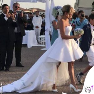 abito da sposa disegnato da Francesca Barra