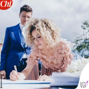 il momento dellla firma che sancisce l'unione civile
