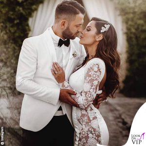 la sposa indossa un abito Atelier Rafyva mentre Kragl è in Petrelli Uomo 