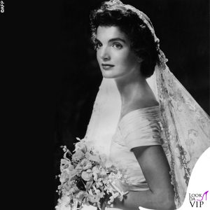 12 settembre 1953 - Jackie Kennedy nel giorno del suo matrimonio con l'abito di Ann Lowe