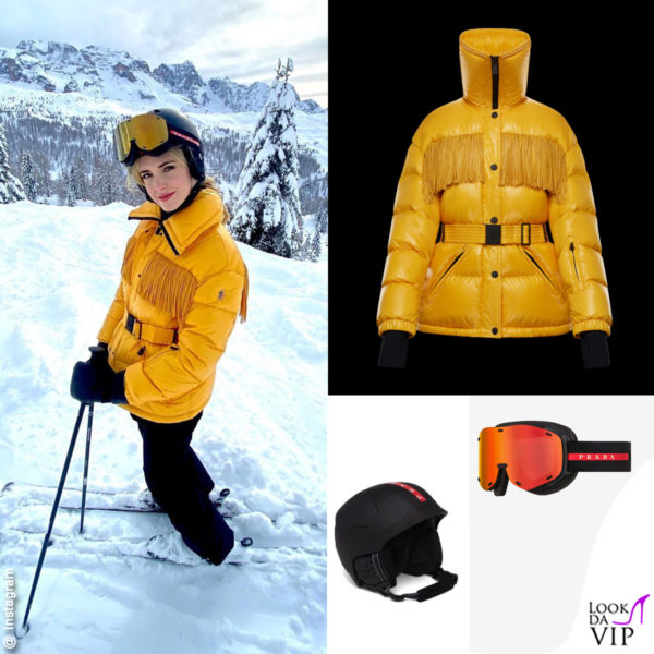 piumino Moncler (1.765 euro), casco e maschera Prada (550 e 400 euro)