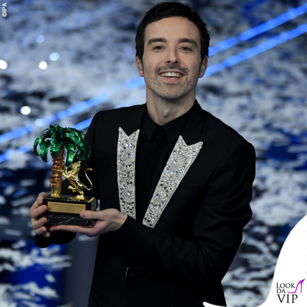 Diodato vince e brilla... grazie anche alla giacca Dolce&Gabbana