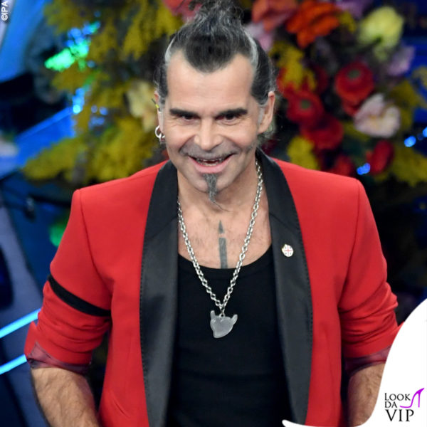 Piero Pelù in Tom Rebl ha il diavolo... al collo