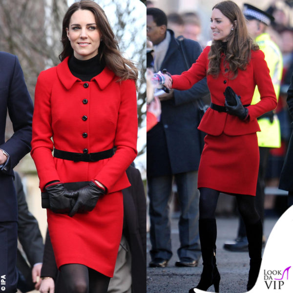 Anche Kate Middleton ha scelto Luisa Spagnoli: il tailleur rosso nella foto è tra i suoi capi preferiti e l'ha sfoggiato in ben 3 occasioni