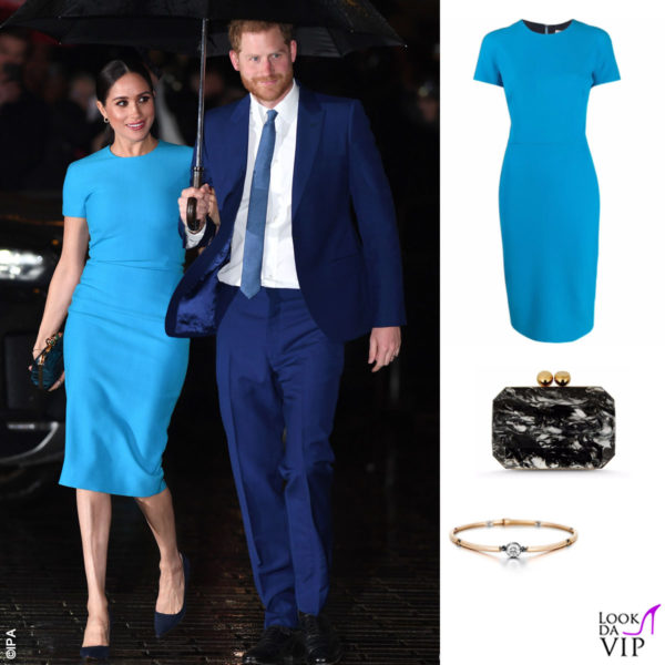 abito Victoria Beckham Collection, clutch Stella McCartney, pump Manolo Blahnik, bracciale Jessica McCormack