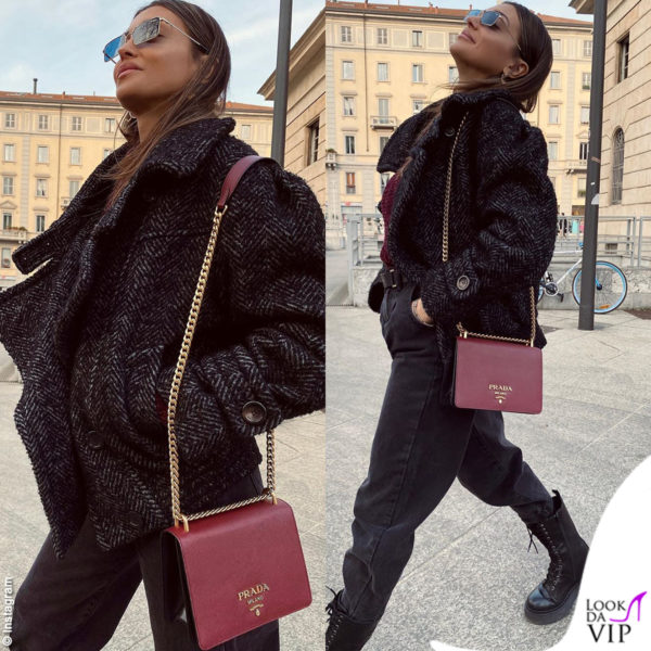 occhiali Vogue, cappotto Miu Miu, borsa Prada, jeans Zara