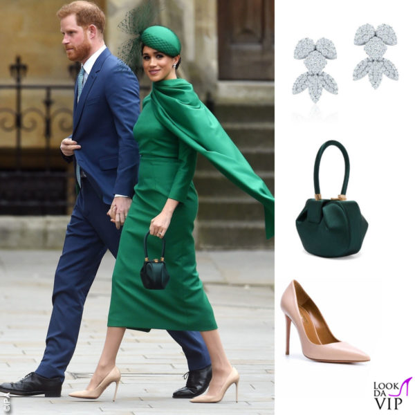 abito Emilia Wickstead, pump Aquazzura, borsa Gabriela Hearst, orecchini Birks, cappellino William Chambers