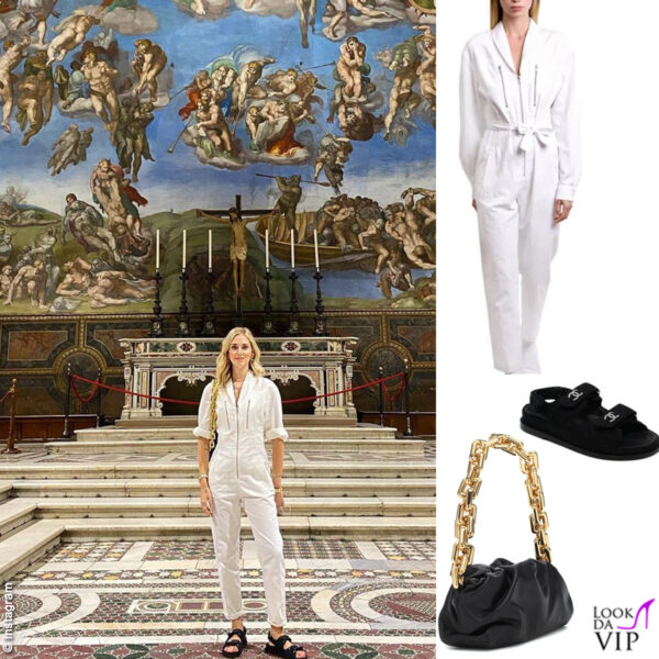 Chiara Ferragni indossa una tuta Philosophy, borsa Bottega Veneta e sandali Chanel