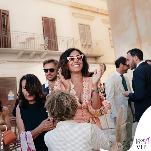 Emozionata e felice,  Caterina Balivo ha raccontato il matrimonio della sorella sui social