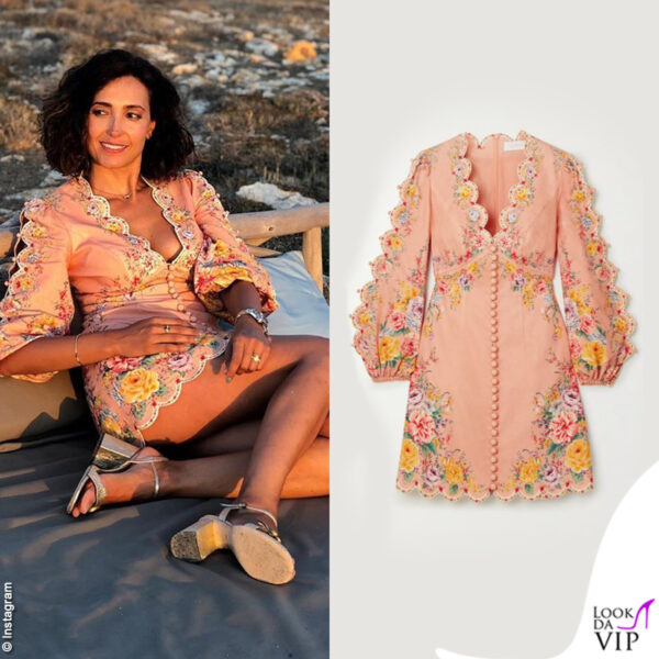 Per lei un minidress rosa Zimmermann con scollatura smerlata e decorazioni floreali