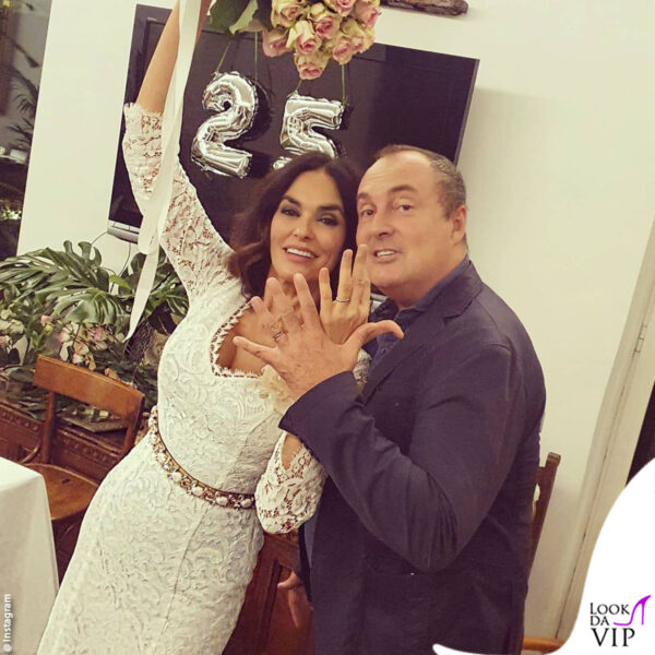 Maria Grazia Cucinotta e Giulio Violati si sono risposati, in occasione delle nozze d'argento