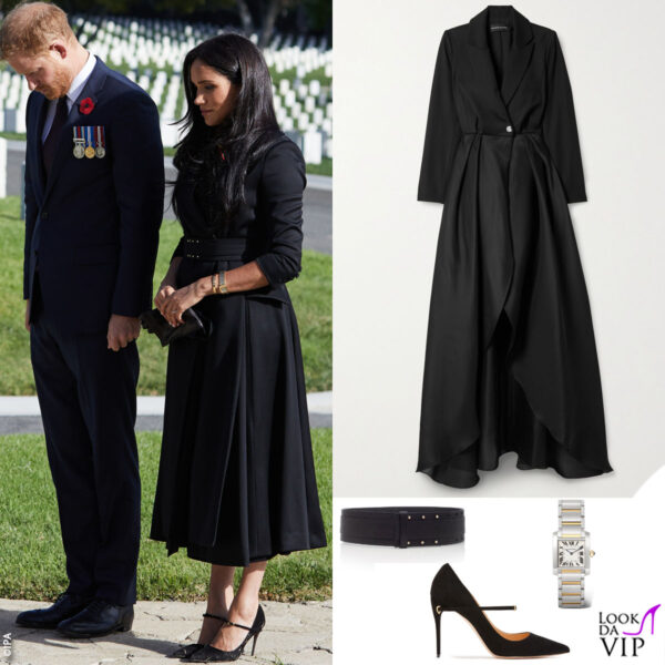 cappotto e cintura Brandon Maxwell, pump Jennifer Chamandi, orologio e bracciale Cartier