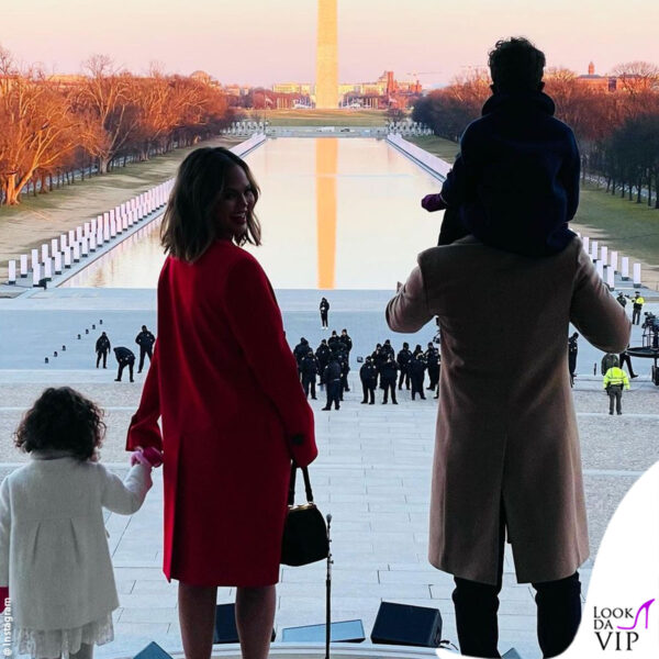 a Washington c'era anche Chrissy Teigen. Il marito John Legend si è esibito in serata