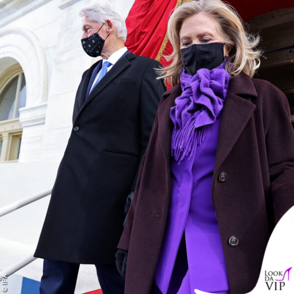 Un bel viola acceso anche per Hillary Clinton
