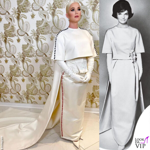 l'abito creato da Thom Browne è ispirato al vestito di Oleg Cassini indossato da Jackie Kennedy nel 1961 per l'inaugurazione presidenziale del marito