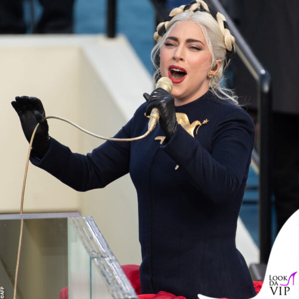 Lady Gaga canta l'inno nazionale, The Star-Spangled Banner