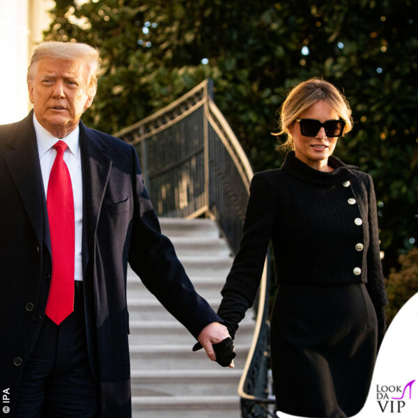 I Trump si tengono per mano
