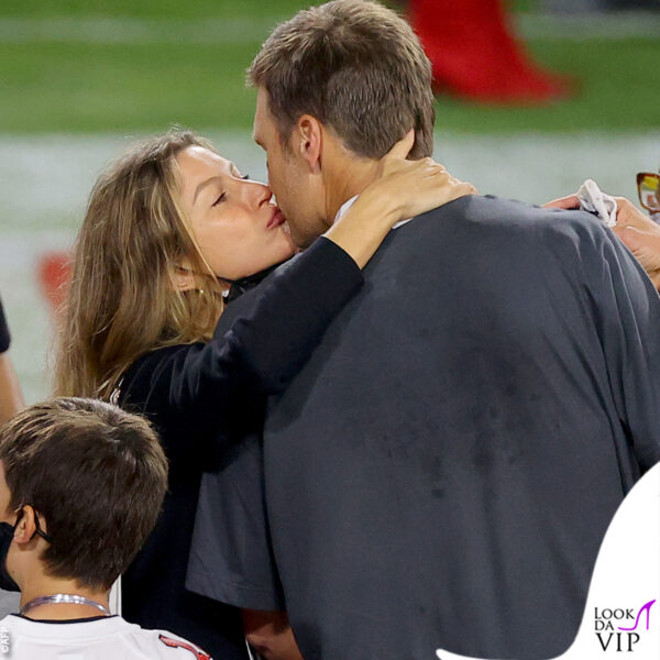 baci appassionati tra Gisele e Tom