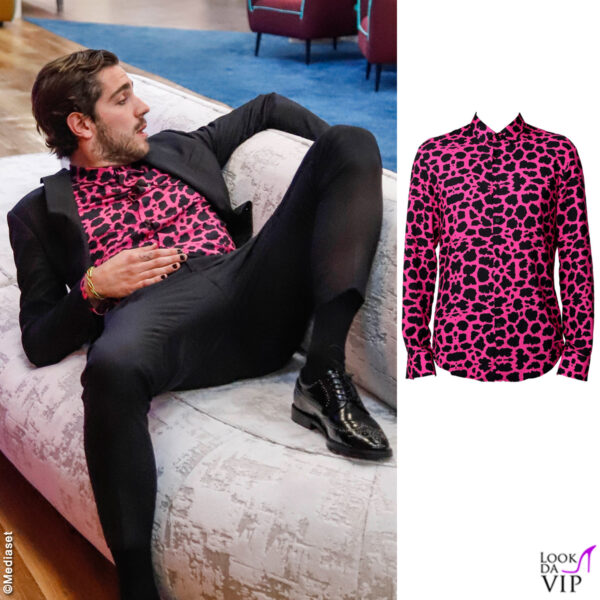 Camicia animalier Benevierre e smalto sulle unghie