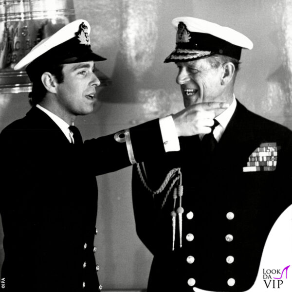 Filippo con il figlio Andrea nel 1982, quest'ultimo era di ritorno a casa dopo aver prestato servizio attivo come elicotterista nella guerra delle Falkland