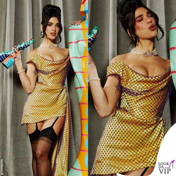 la pettinatura di Dua si ispira all'indimenticata Amy Winehouse 