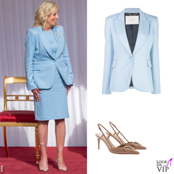 Jill Biden con un outfit di Adam Lippes e pump Valentino 