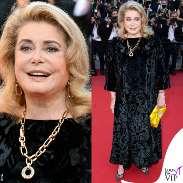 Catherine Deneuve con un abito Dior 