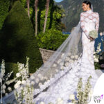 Giorgia Gabriele abito da sopsa Off White scarpe amina muaddi gioielli Eeera 2