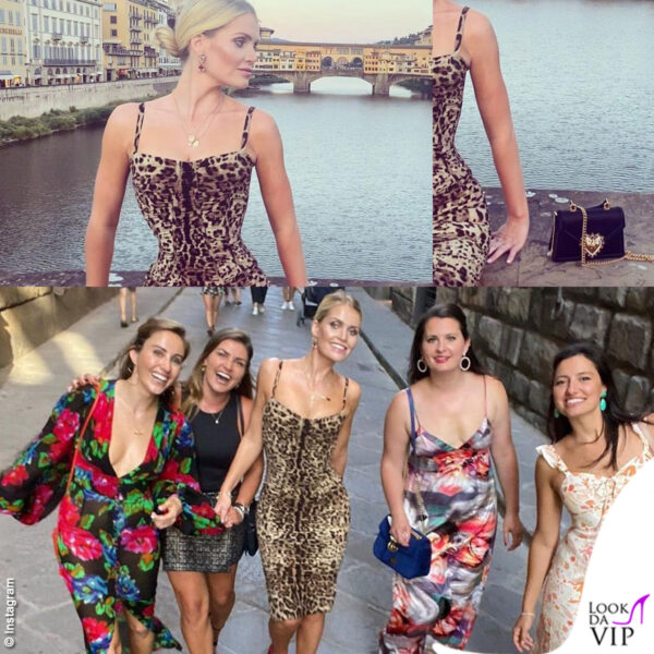 Addio al nubilato a Firenze per Kitty Spencer. Abito animalier e borsa Dolce&Gabbana e foto ricordo col Ponte Vecchio qualche giorno prima delle nozze