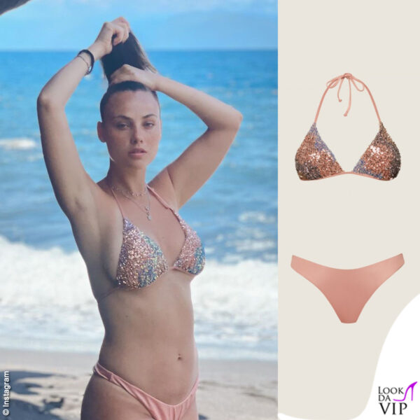 L'ex gieffina ha scelto un costume Yamamay