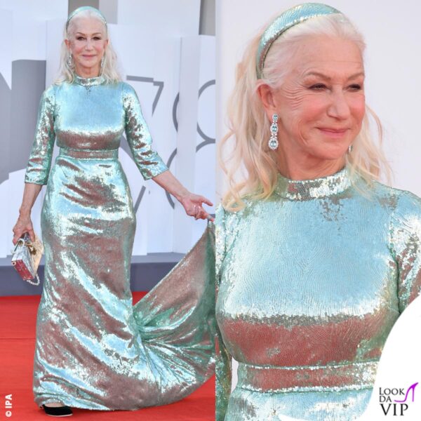 Bella e scintillante, Helen Mirren a Venezia ha sfoggiato un abito Dolce&Gabbana e la chioma candida