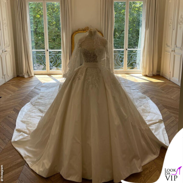 l'abito creato su misura da Zuhair Murad 