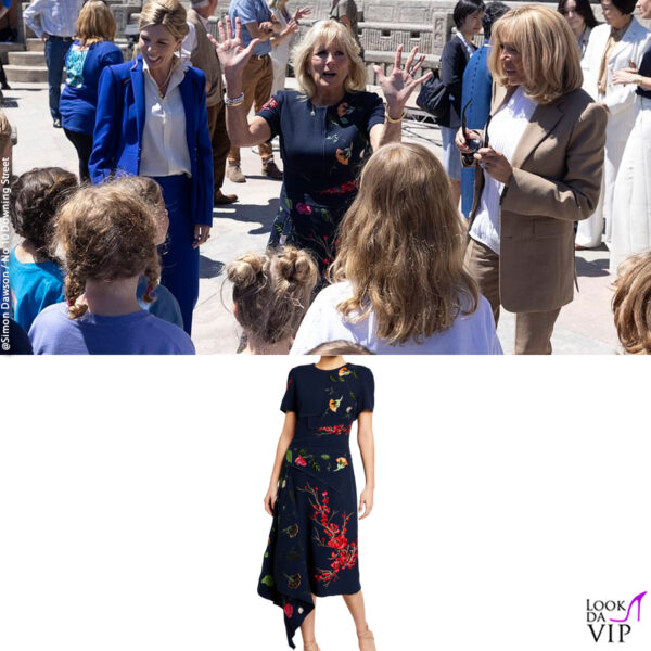 Jill Biden con un abito Oscar de la Renta in visita a Roma insieme a Carrie Symonds e Brigitte Macron 