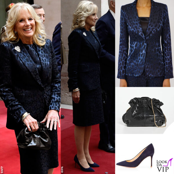 giacca e tubino Adam Lippes, borsa Loeffler Randall, pump Marion Parke