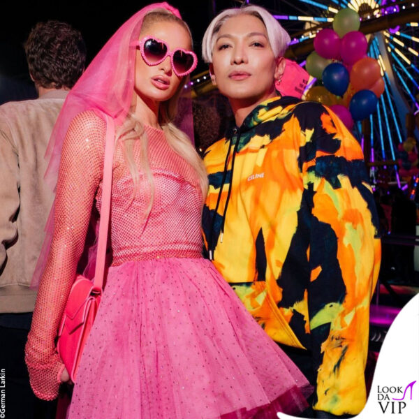 abito Alice + Olivia per Paris, felpa Celine per il blogger Bryanboy 