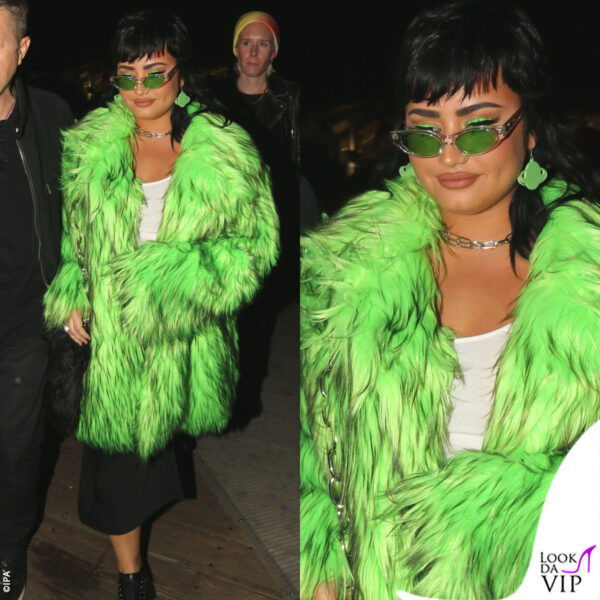 pelliccia e accessori in nuance per Demi Lovato 