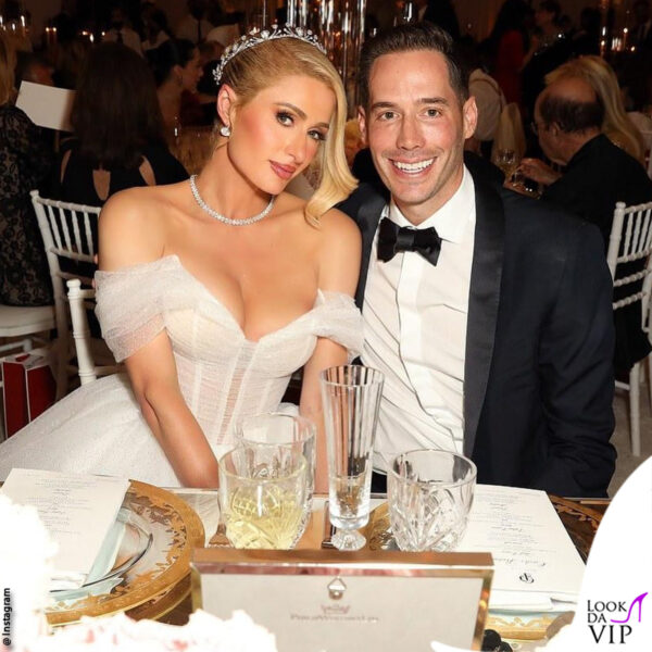 Paris e Carter al banchetto nuziale 