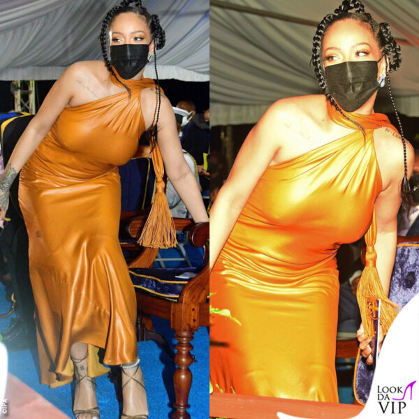 l'abito color rame scivolava sul corpo di Rihanna 