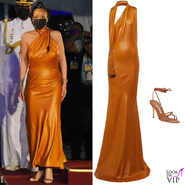 abito Bottega Veneta, sandali Manolo Blahnik