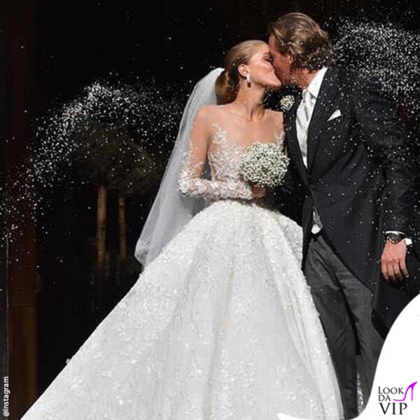3 - L'ereditiera Victoria Swarovski non ha badato a spese per le nozze con Werner Muz:   con 500mila cristalli ricamati, l'abito ha un costo di 1 milione di dollari