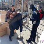bella hadid posa senza foto ritocco per victorias secret