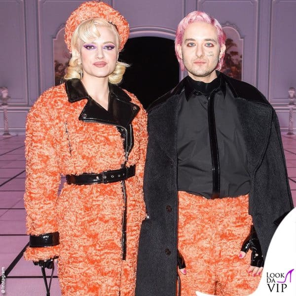 Veronica e Dario de La Rappresentate di Lista in pendant da Moschino 
