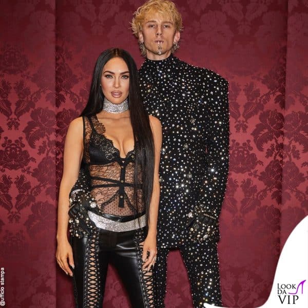 il cantante e la compagna Megan Fox a Milano nel gennaio 2022 per la Fashion Week Uomo 