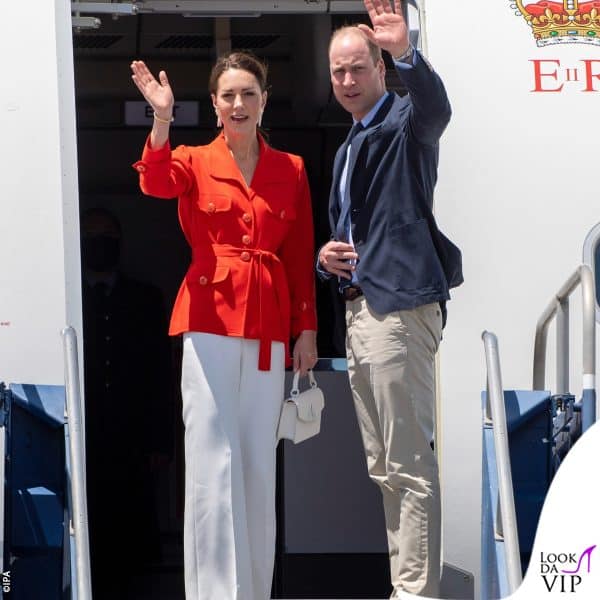 il tour nei Caraibi d William e Kate è accompagnato dalle polemiche per il passato coloniale della Corona