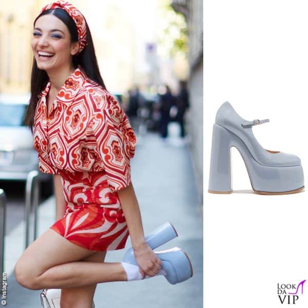 Mariasole Pollio con scarpe Casadei 