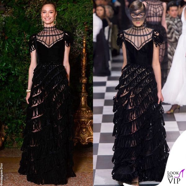 abito Dior, gioielli Buccellati 