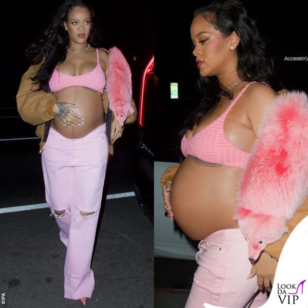 Per la sua ultima uscita dell'11 aprile, Rihanna ha sfoggiato un paio di pump disegnate dalla Muaddi 